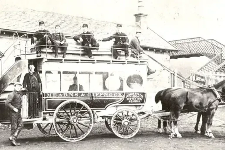 Rec1839 horse bus GI for web jpg